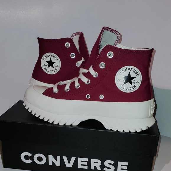 Converse chuck Taylor All Star Lugged 2.0 Size Women's 8 Men's 6. Burgundy color - Picture 2 of 10